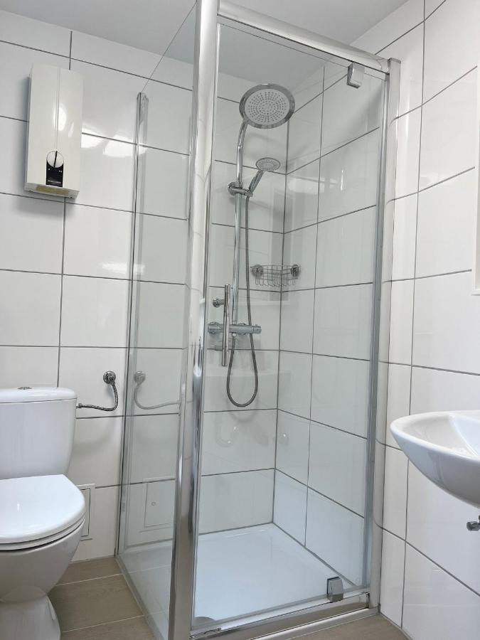 Ferienwohnung Bloom 베른카슈텔쿠에스 외부 사진