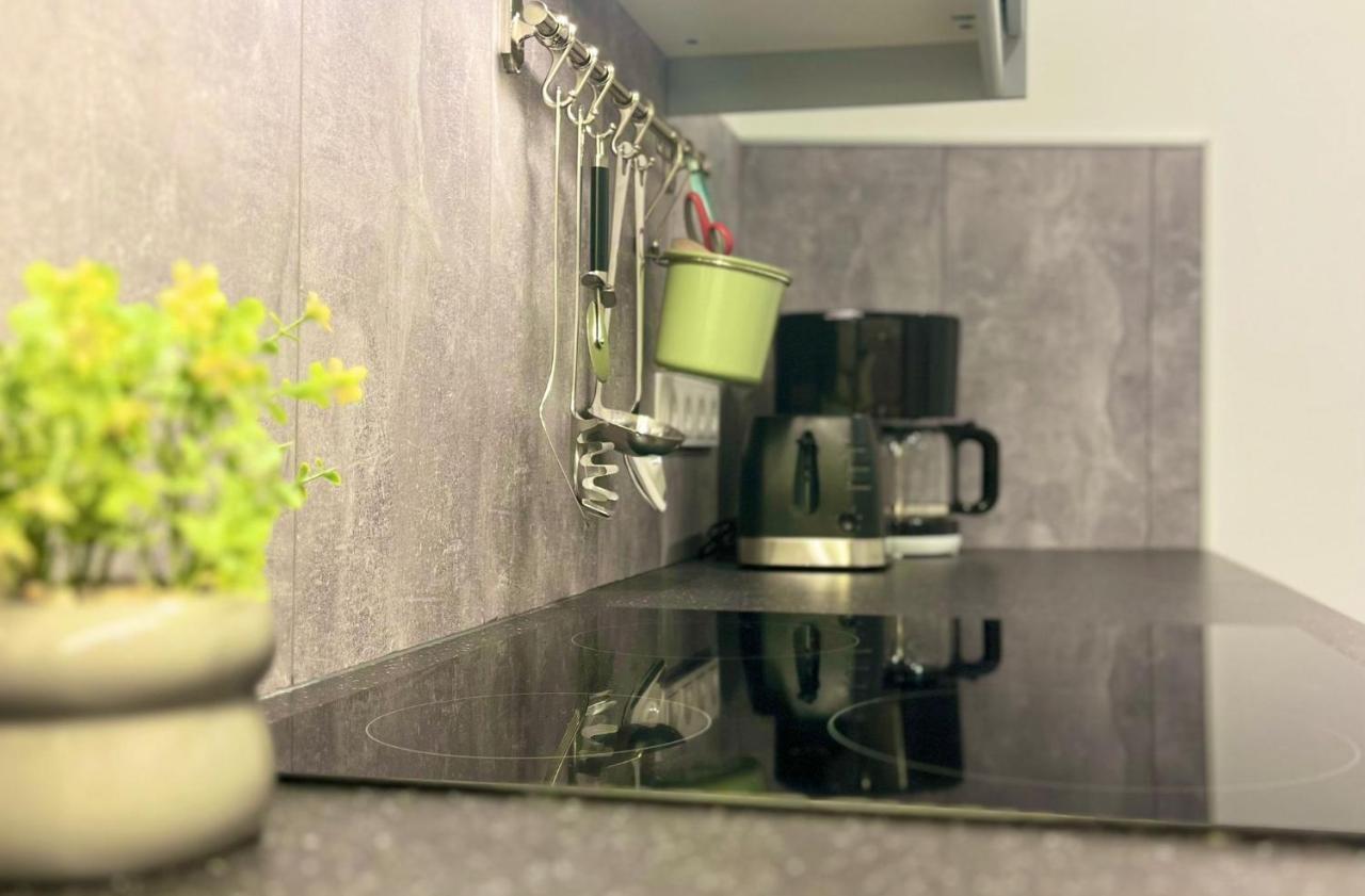 Ferienwohnung Bloom 베른카슈텔쿠에스 외부 사진