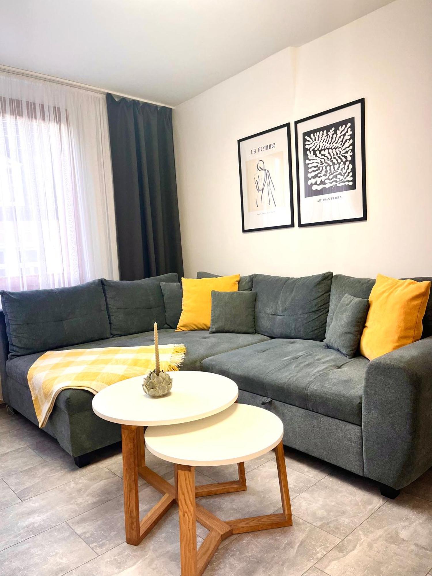 Ferienwohnung Bloom 베른카슈텔쿠에스 외부 사진