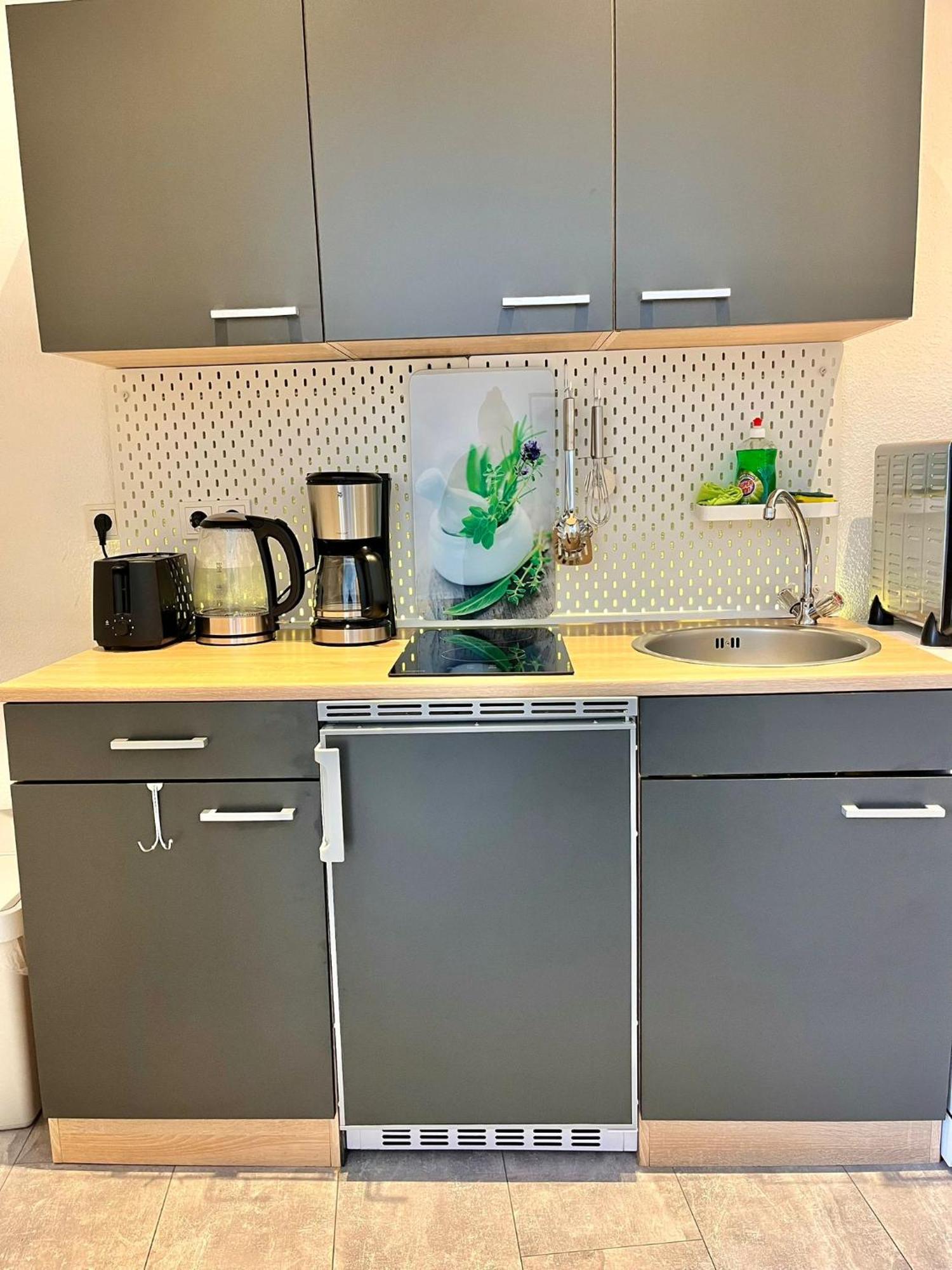 Ferienwohnung Bloom 베른카슈텔쿠에스 외부 사진