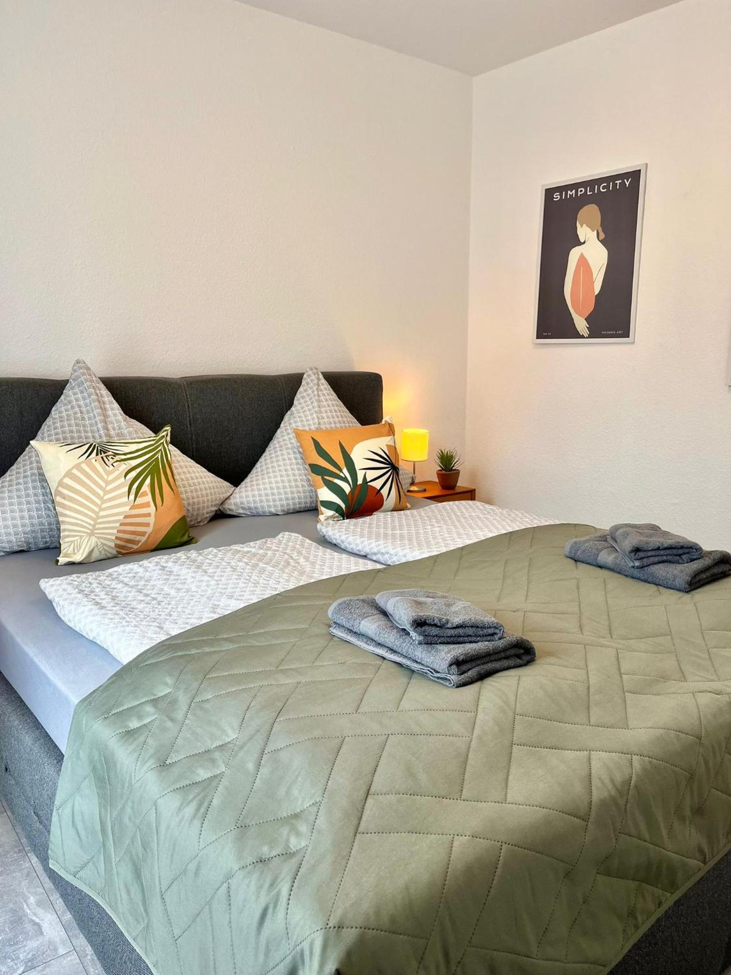Ferienwohnung Bloom 베른카슈텔쿠에스 외부 사진